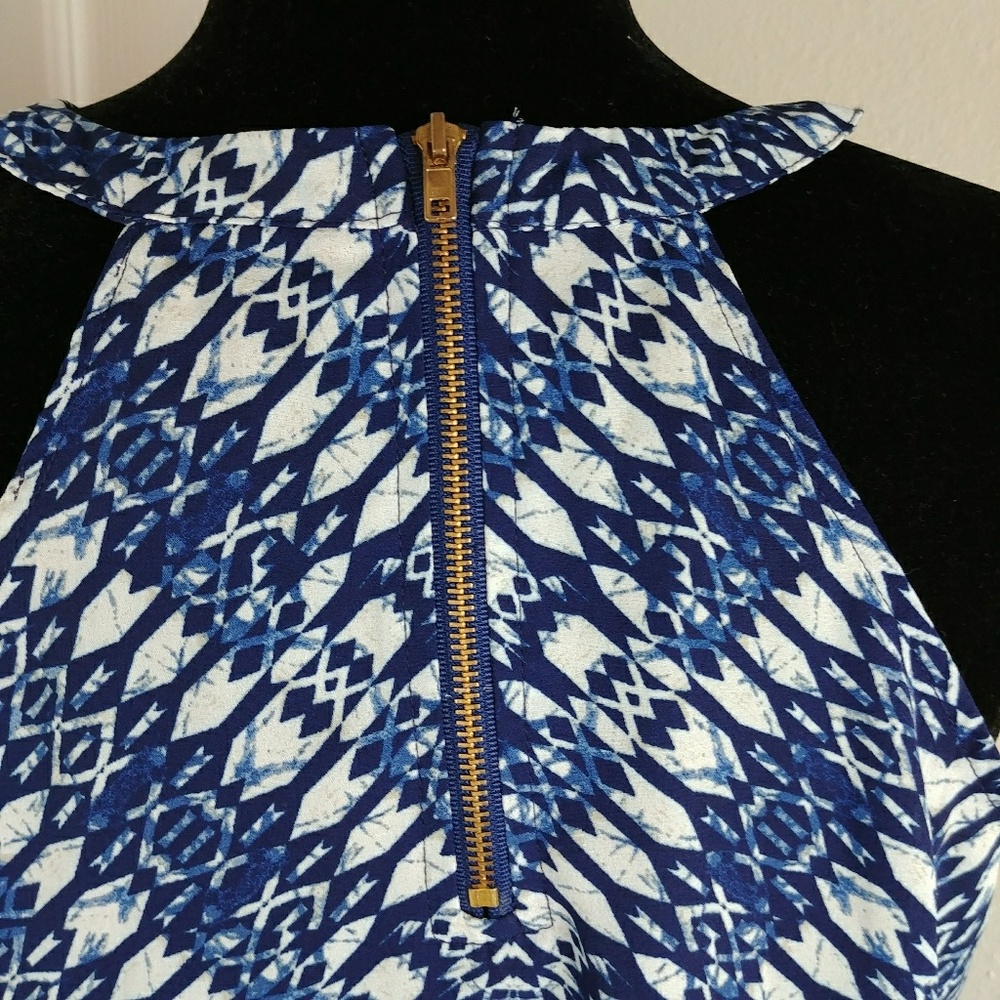 Olive & Oak blue and white tank top high low hem - Picture 5 of 8